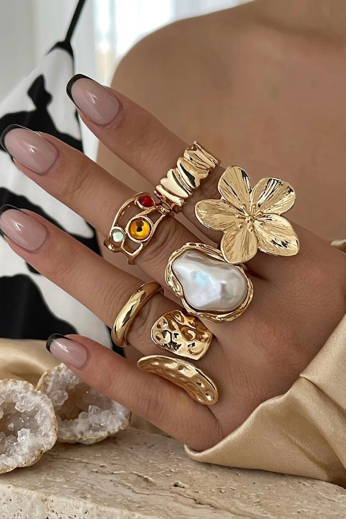 Anillo Abierto en Forma de Flor Líquida de Perla