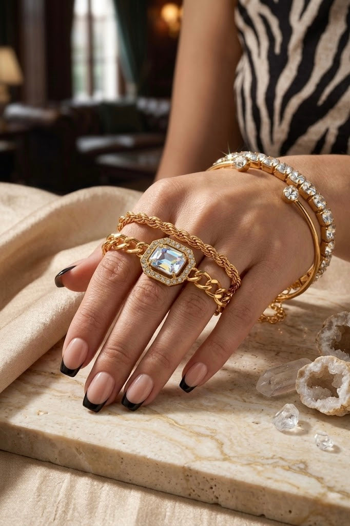 Conjunto de Pulseras con Tachuelas